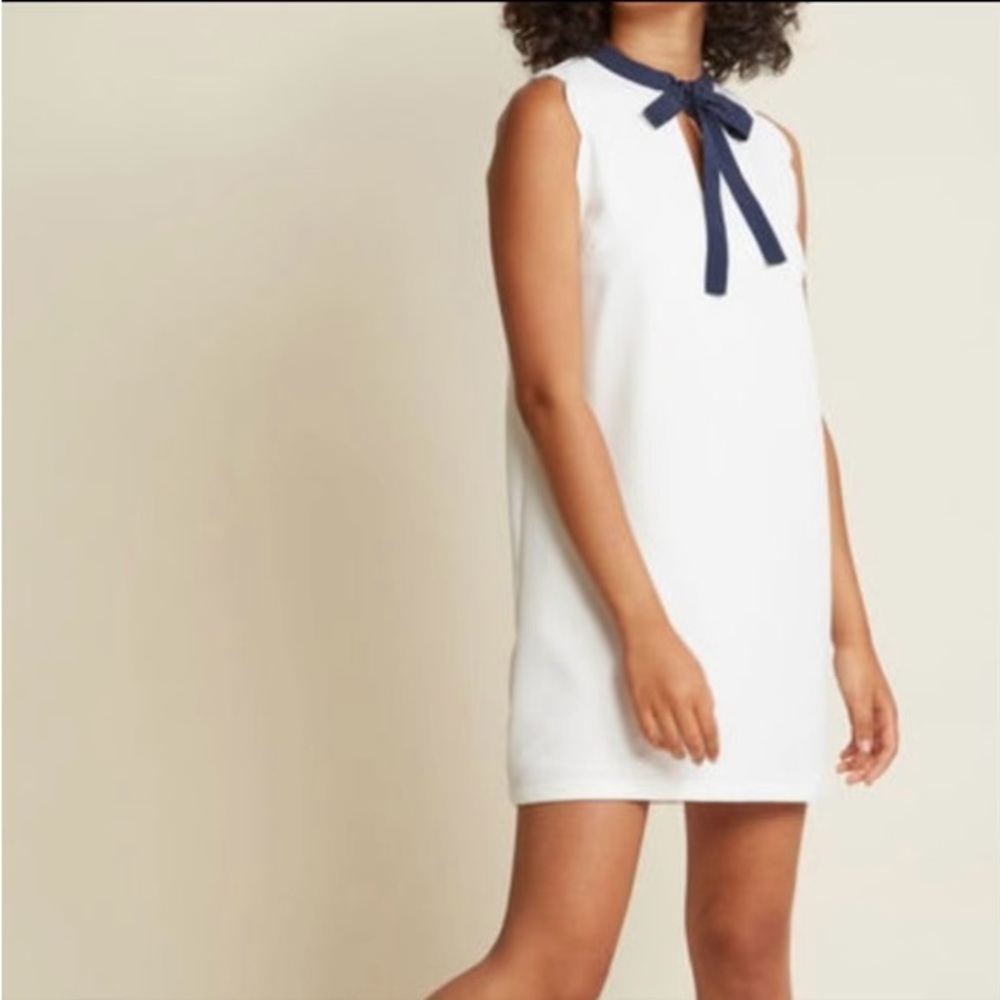 Modcloth English Factory white shift dress navy bow tie scalloped sleeves